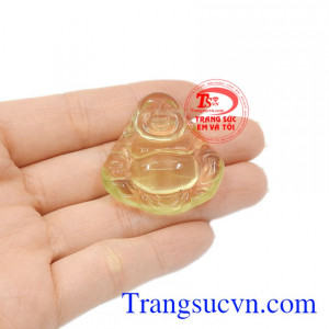 Chính vì thế mà những người mệnh kim và mệnh thổ thường lựa chọn thạch anh vàng làm trang sức phong thủy. Mặt phật Di Lặc thạch anh vàng