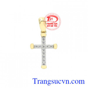 Mặt thánh giá đức tin được chế tác theo công nghệ Italy tạo nên một sản phẩm vô cùng bắt mắt.