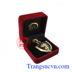 Sản phẩm có thể làm quà tặng cho người thân và bạn bè. Mặt vàng nam khiên rồng