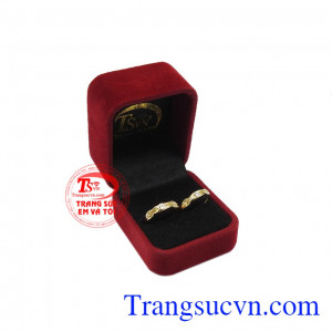 Nhẫn cưới tâm đầu ý hợp được khắc chữ miễn phí, nhận đặt chế tác theo yêu cầu. 