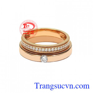 Nhẫn cưới vàng hồng kết duyên thanh toán an toàn.