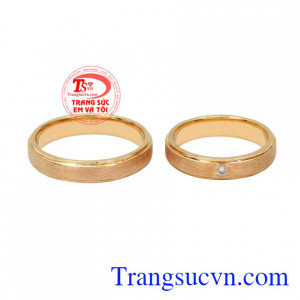 Mỗi một cặp đôi yêu nhau đều mong muốn được sống bên nhau trọn đời, cùng nhau san sẻ đắng cay ngọt bùi.