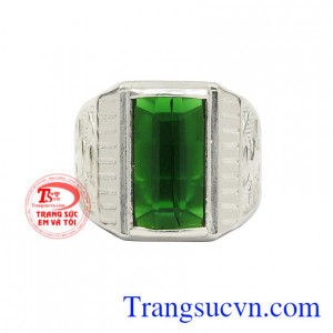 Sản phẩm vừa thời trang vừa mang lại nhiều lợi ích về sức khỏe giúp kháng khuẩn, cản gió cho phái mạnh.