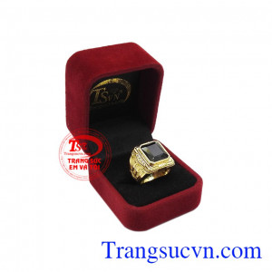 Nhẫn nam saphir quyền lực có giấy kiểm định đá quý, giao hàng toàn quốc, đặt chế tác theo yêu cầu.