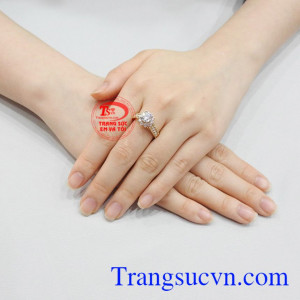 Nhẫn nữ vàng tây ấn tượng