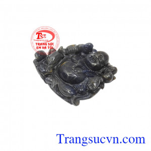 Phật di lặc hoan hỉ đá sapphire là một trong những sản phẩm đá quý được yêu thích tại Trang sức Em và Tôi. 