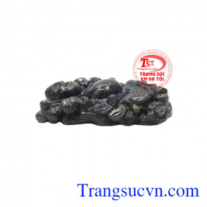 Phật di lặc sapphire vui vẻ có thể bọc vàng, bọc bạc để làm trang sức phong thủy. Phật di lặc sapphire vui vẻ