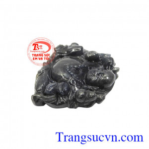 Với những người mệnh thủy và mệnh mộc có thể lựa chọn mặt phật này để làm trang sức phong thủy. Phật di lặc sung túc đá sapphire