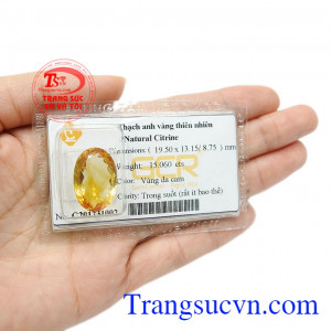 Với màu vàng tượng trưng cho sự giàu có và thịnh vượng sẽ giúp chủ nhân thu hút tài lộc. Thạch anh vàng ép vỉ may mắn