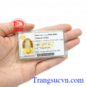 Nhờ vào các năng lượng tích cực từ đá thạch anh vàng sẽ hút tài lộc, mang tới giàu có và thịnh vượng. Thạch anh vàng ép vỉ phát tài