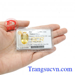 Đá thạch anh vàng là đá hộ mệnh cho người sinh tháng 11. Thạch anh vàng ép vỉ tài lộc