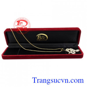 Sản phẩm bảo hành uy tín, giao hàng toàn quốc. Bộ trang sức rắn phong cách