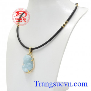 Sản phẩm phù hợp với nhiều độ tuổi. Bộ trang sức tỳ hưu aquamarine