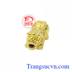 Charm tỳ hưu vàng cát tường giao hàng tận nơi.