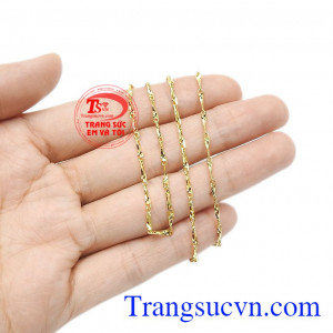 Hãy nhanh tay và lựa chọn cho chính mình một chiếc dây chuyền vàng phù hợp ngay hôm nay!