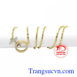 Dây chuyền vàng nữ dễ thương sự lựa chọn hoàn hảo dành cho các nàng.