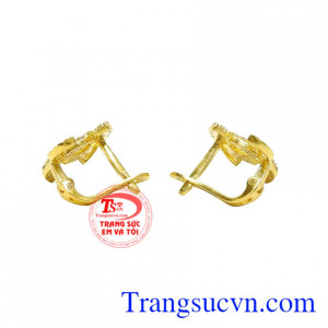 Hoa tai vàng tây sành điệu khách hàng có thể đặt chế tác theo yêu cầu.