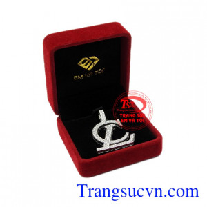 Mặt dây chữ thời thượng đẹp.