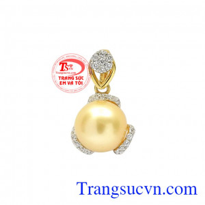 Mặt dây ngọc trai vàng tinh tế