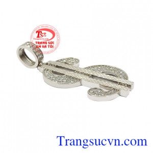 Mặt dây vàng trắng nam giới được thiết kế độc đáo từ chất liệu vàng 10k cùng các viên đá cz tạo điểm nhấn cho sản phẩm.