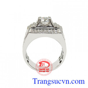 Nhẫn nam bạc luôn là dòng sản phẩm được các quý ông đặc biệt ưa chuộng, tôn lên nét lịch lãm, phong độ và cá tính.