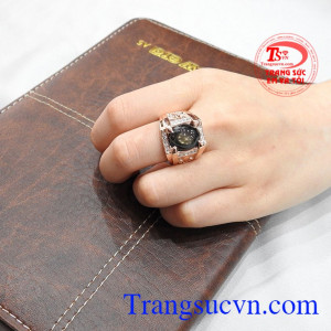 Nhẫn nam vàng hồng sapphire sang trọng