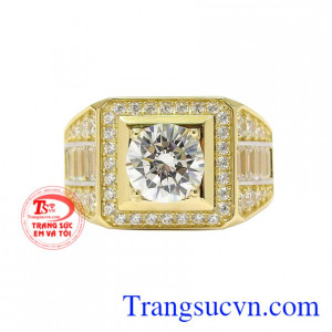 Chiếc nhẫn nam này sẽ là sự lựa chọn tuyệt vời để thể hiện phong cách thời trang giúp các cánh mày râu tạo ấn tượng trong mắt người khác phái.