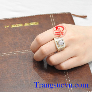 Nhẫn nam vàng tây xu hướng