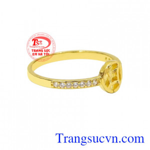Nhẫn nữ kim tiền tài lộc tinh tế.