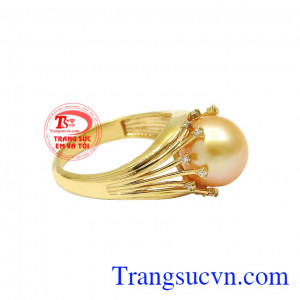 Nhẫn nữ ngọc trai rạng ngời có giấy kiểm định uy tín.