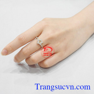 Nhẫn nữ ngôi sao xinh xắn