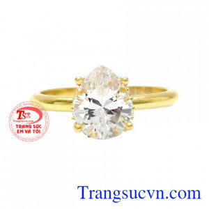 Nhẫn nữ vàng màu độc đáo bảo hành chu đáo.