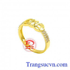 Nhẫn vàng tây kim tiền đẹp mang tới cho người dùng chiếc nhẫn tinh tế và hợp thời trang. 