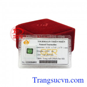 Tourmaline thiên nhiên kiểu đẹp, sang trọng và hợp phong thủy.