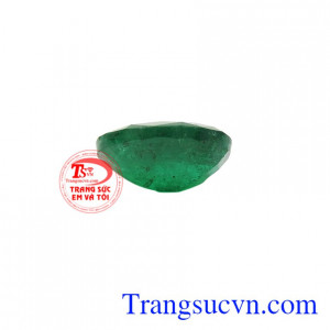 Do đó người ta tin rằng mang theo viên đá này bên mình sẽ mang đến vận may, thịnh vượng và cát tường.