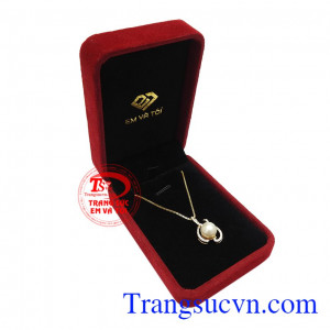 Bộ mặt dây ngọc trai quyến rũ