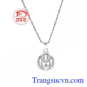 Bộ mặt vàng trắng hoàn mỹ đẹp.