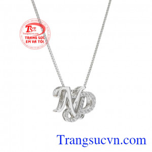 Bộ trang sức chữ NP đẹp nhận đặt chế tác theo yêu cầu. 