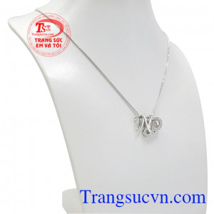 Bộ trang sức chữ NP đẹp mang phong cách trẻ trung, hợp thời trang. 