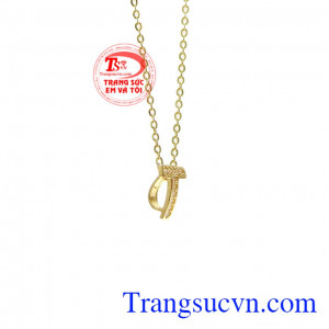 Các bạn gái có thể thoải mái kết hợp cùng nhiều trang phục và phụ kiện