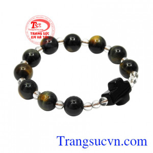 Đá mắt hổ là loại đá quý phong thủy mang lại nhiều may mắn đến cho người sở hữu.