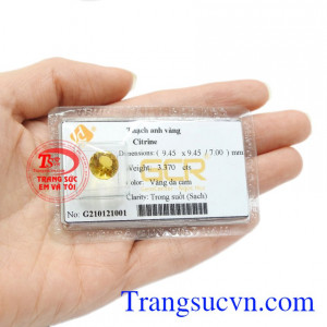 Viên đá này thích hợp gắn trên các sản phẩm trang sức cao cấp, sang trọng.