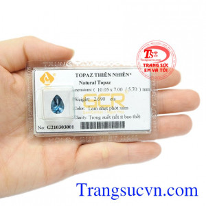 Viên đá màu xanh lam này sẽ phù hợp cho những người mang mệnh Thủy và Mộc.