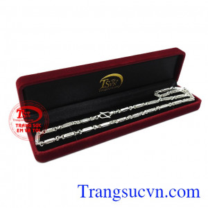 Sản phẩm bảo hành chu đáo, giao hàng toàn quốc. Dây chuyền nam tính bạc đẹp
