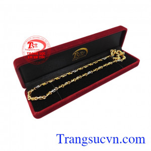 Dây chuyền phong cách mạnh mẽ