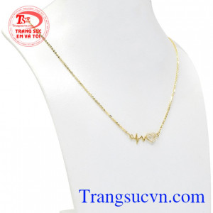 Lấy cảm hứng từ sự rung động trái tim từ hai con người cảm mến nhau tạo nên một sản phẩm ý nghĩa.