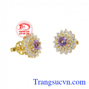 Hoa tai thạch anh tím nữ tính chất lượng có giấy kiểm định đá quý.