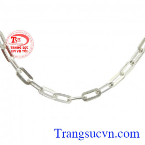 Sản phẩm chế tác từ bạc 92.5 giúp cản gió, bảo vệ sức khỏe cho trẻ nhỏ. Lắc bạc bé trai phong cách