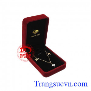 Lắc chân nữ đẳng cấp bảo hành uy tín, giao hàng toàn quốc. 