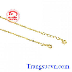 Lắc chân vàng duyên dáng giao hàng nhanh trên toàn quốc.